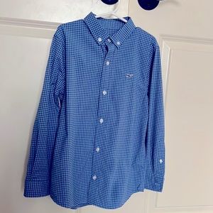 Vineyard vines performance button down boys